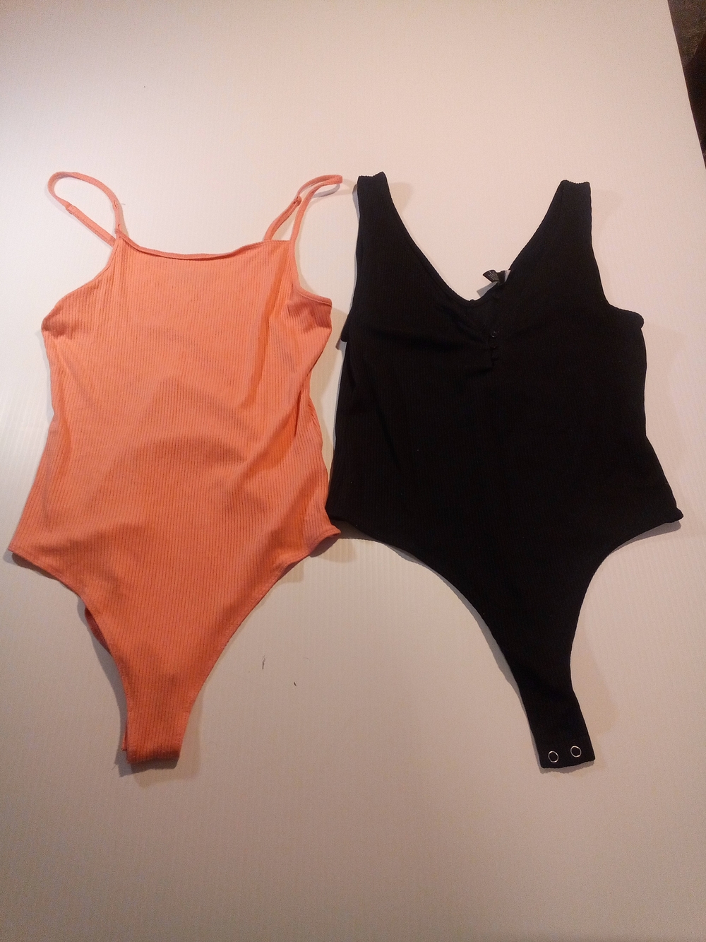 Lot/2 Forever 21 black and wild Fable pink bodysuits Size M (B-01)